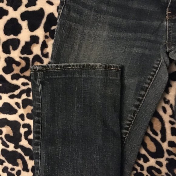 American Eagle Stretch Jeans - Picture 3 of 6